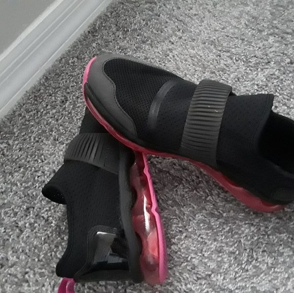 Used. - Picture 2 of 5